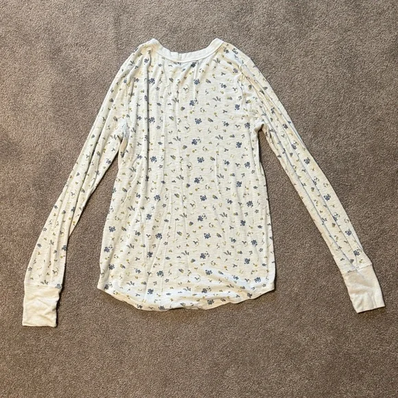 Aerie Cream and Navy Floral Long Sleeve Top - Picture 5 of 5